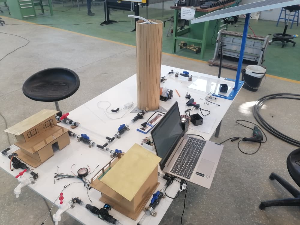 Smart water monitoring and distribution system prototype